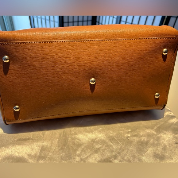 Extremely Rare Furla Unique Handbag. Caramel & Cream Saffiano Leather. - Picture 13 of 13